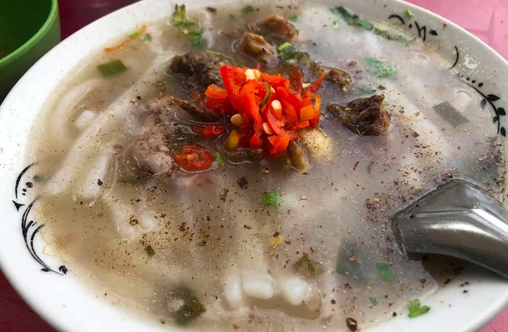 Bánh Canh Bột Xắt Thịt Vịt Cầu Cá Lóc
