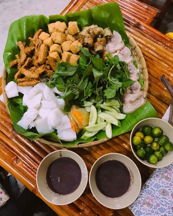 Bún Đậu 76 (Bùng Binh Đông Tây)